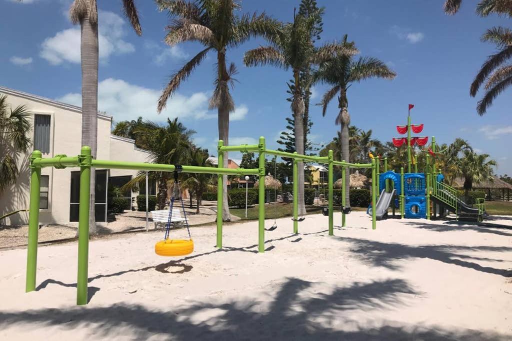 Licensed Mgr - 2/2 Villa - Oceanfront Beach Resort - Saltwater Lagoon & Marina! キーラーゴ エクステリア 写真